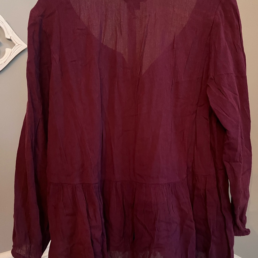 American Eagle Outfitters Burgundy Floral Embroidered Blouse. Medium - Picture 9 of 9